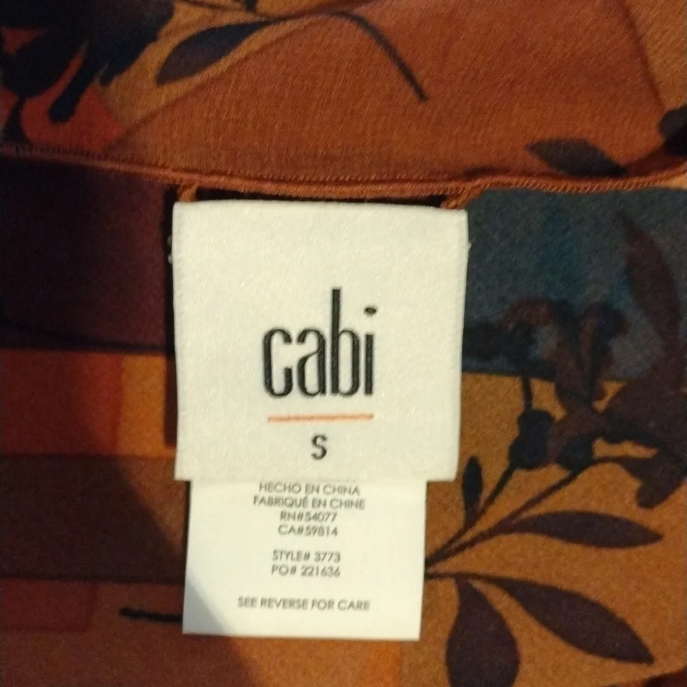 Cabi Floral Lattice Blouse NWOT - Picture 4 of 5